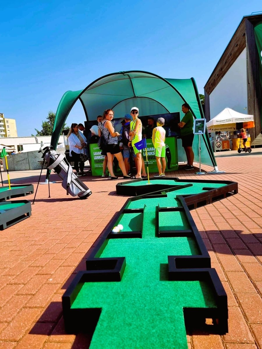crazy golf for events