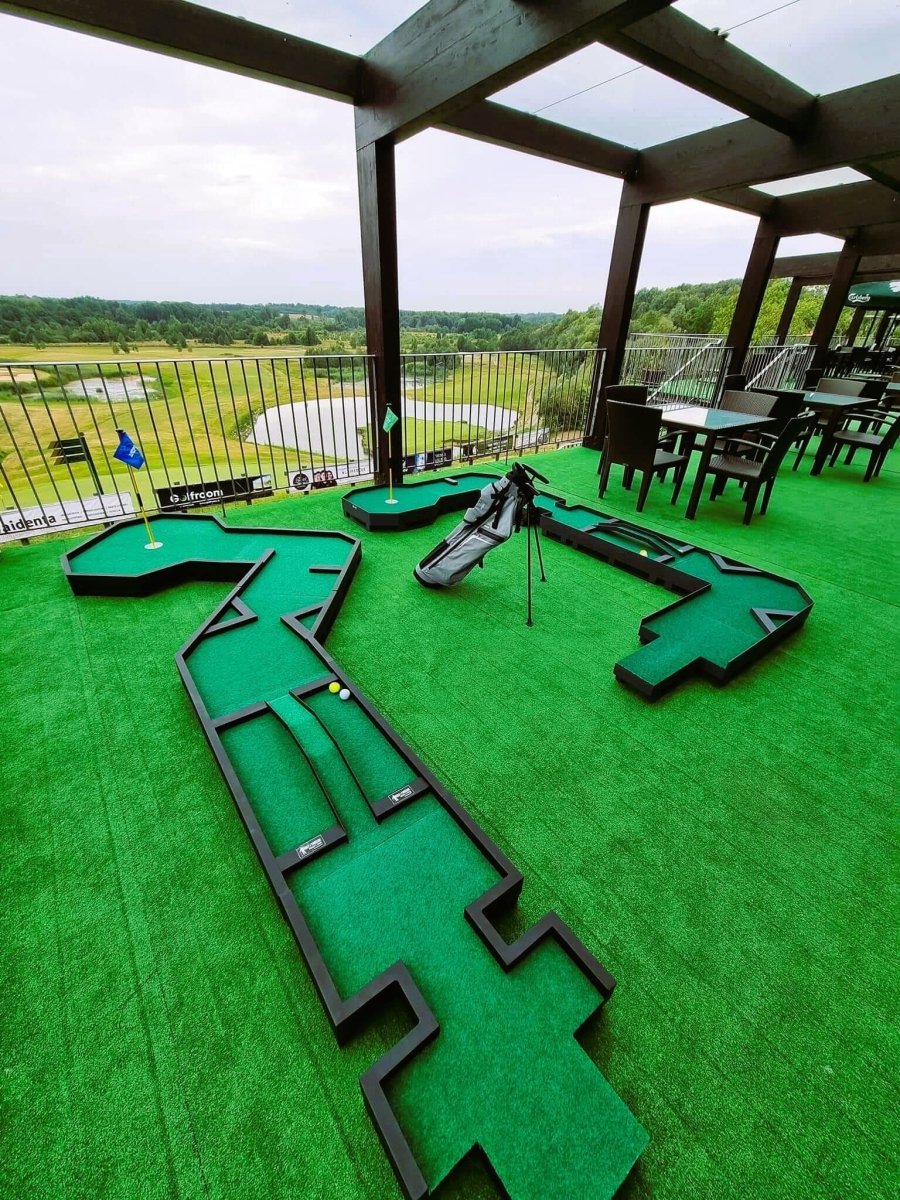 miniature golf for adults