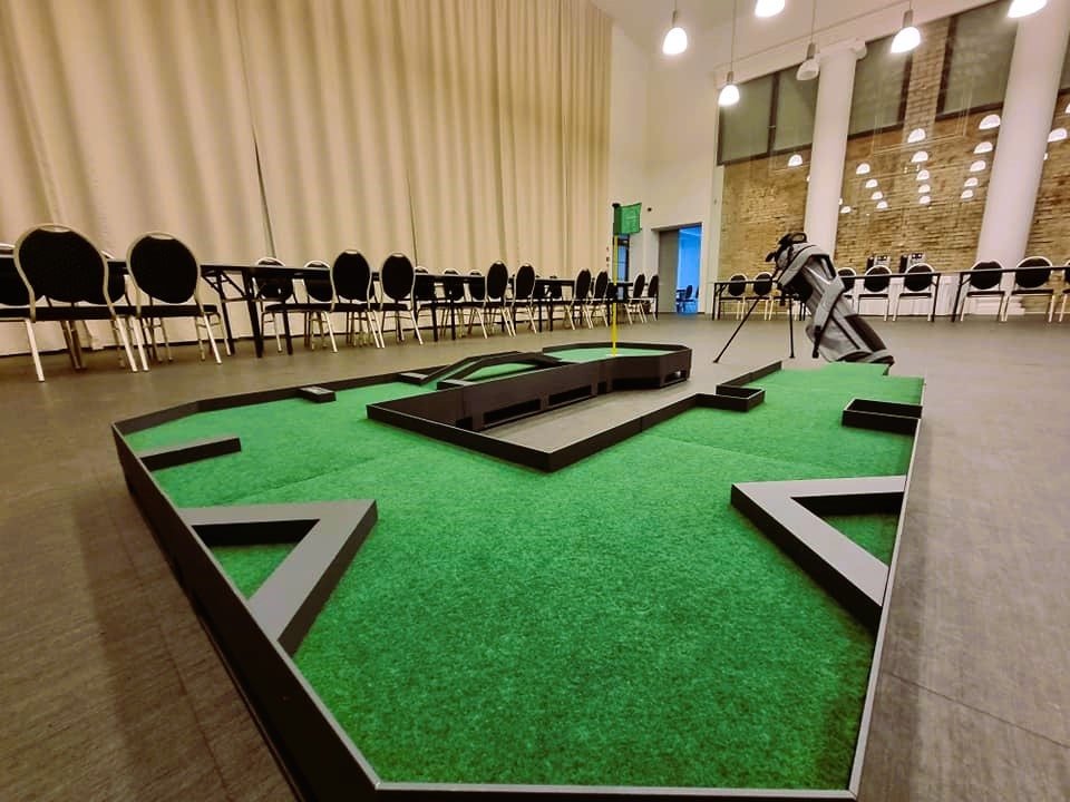 mini golf for conferences and events
